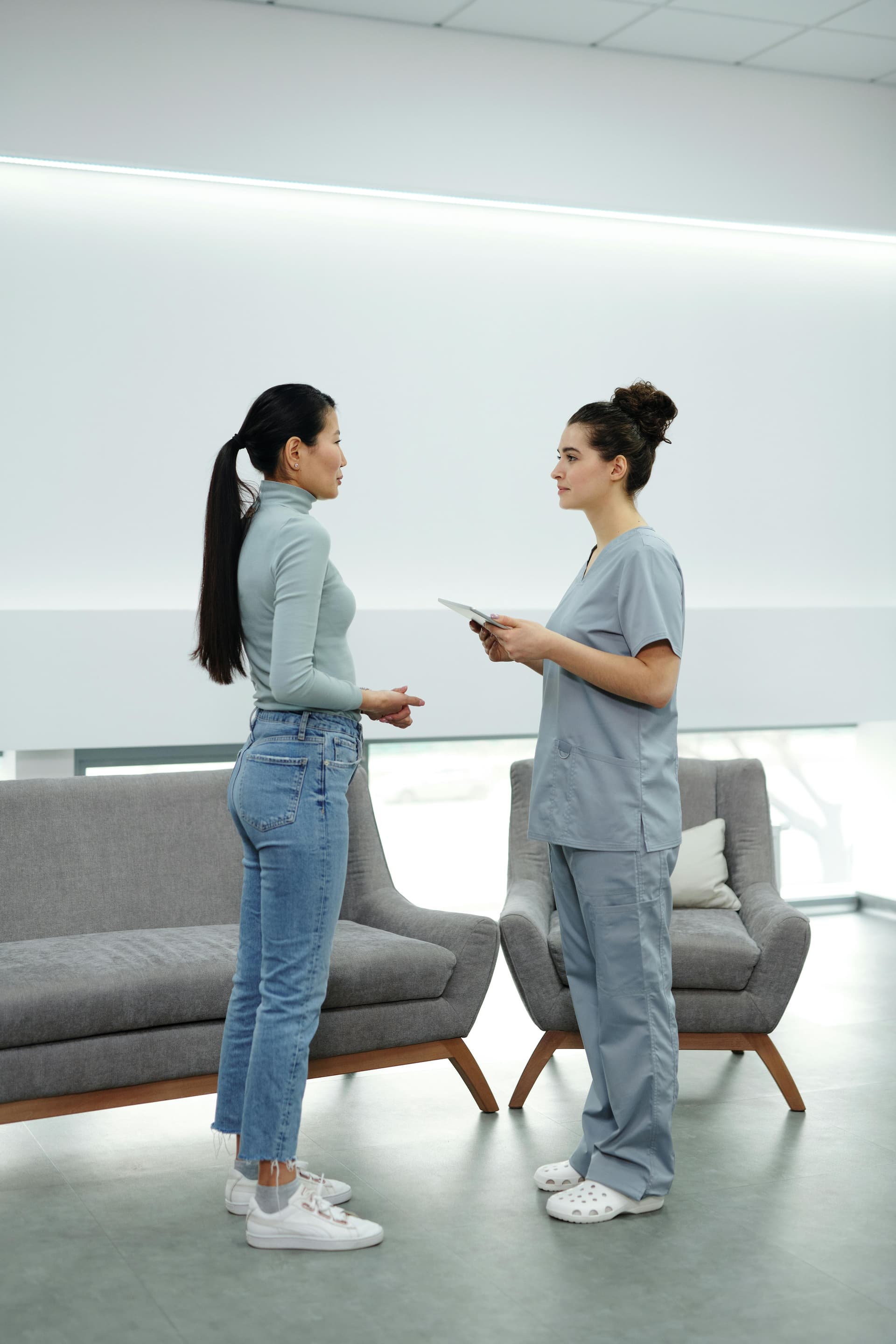 FUE vs DHI: Which Hair Transplant Technique Is Right for You?